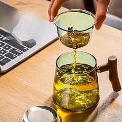 فنجان شاي زجاجي