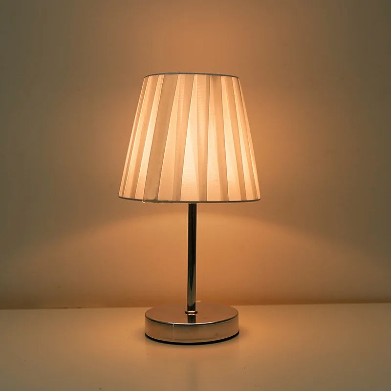 Solid Wood Fabric Usb Small Desk Lamp