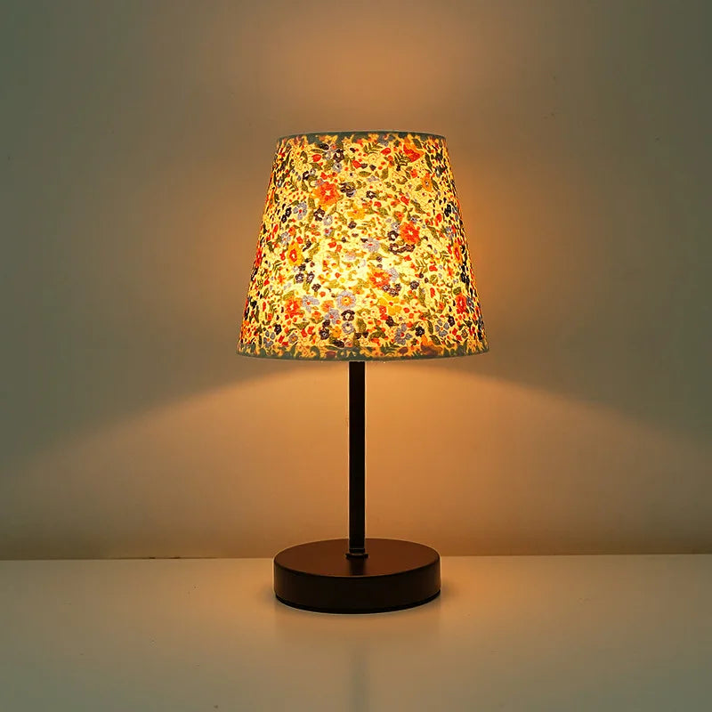 Solid Wood Fabric Usb Small Desk Lamp