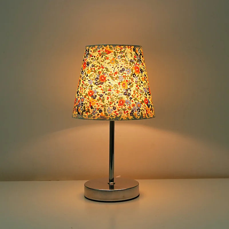 Solid Wood Fabric Usb Small Desk Lamp