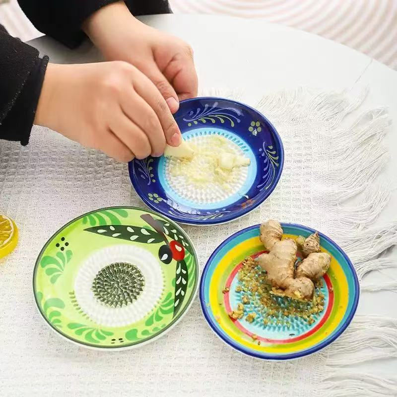 MATERIOL Handmade Ceramic Ginger & Garlic Grater – Fine Grinder for Fruits, Spices & Fresh Flavor (Backup)